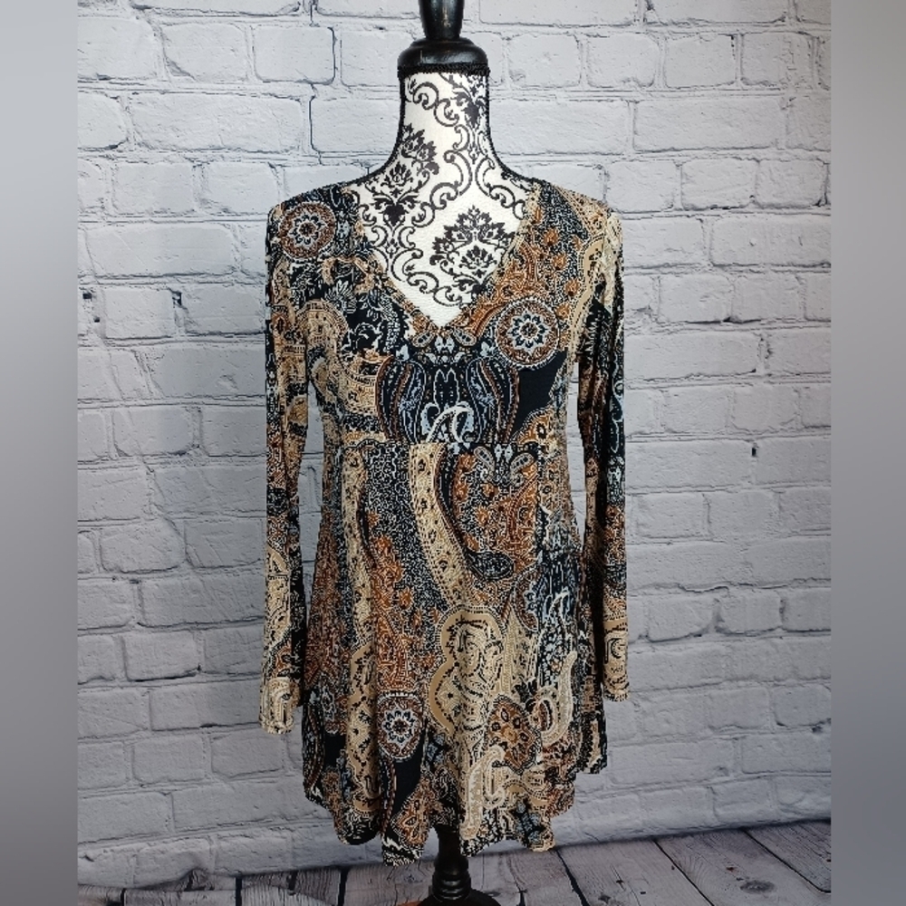 Monroe & Main women's long sleeve stretch knit size small paisley print top b12a